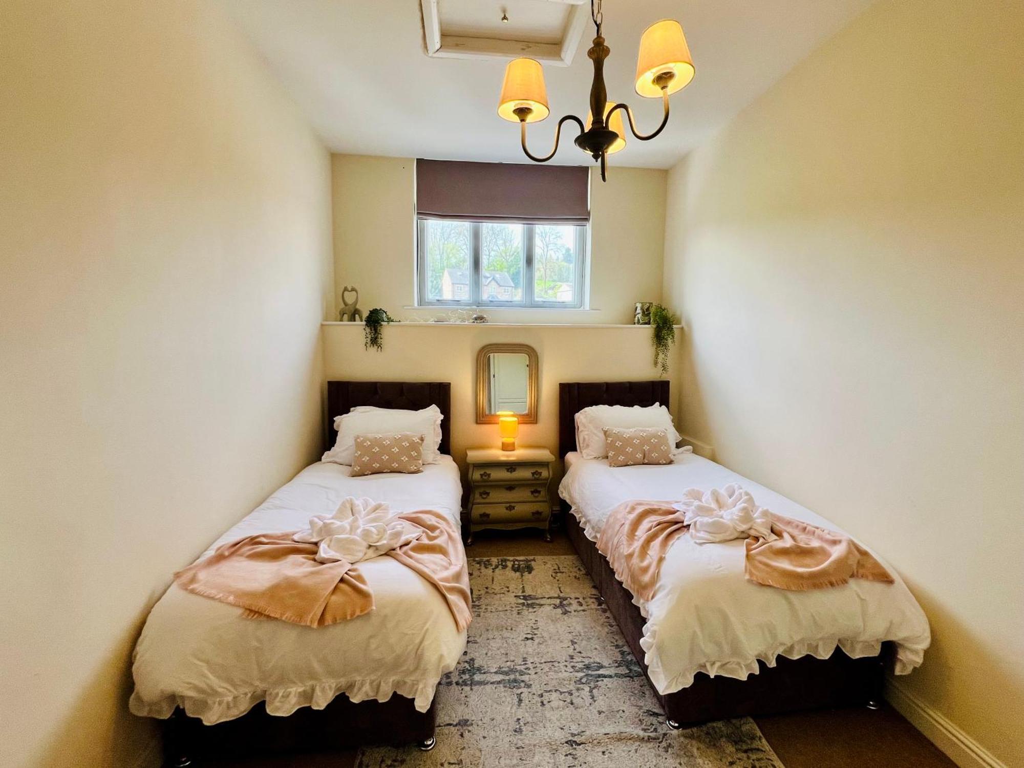 Top Floor Double En-Suite Br Apartment Central Matlock Matlock  Buitenkant foto